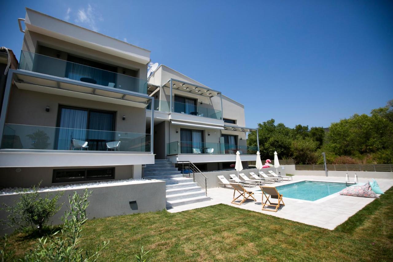 Arodo Suites Nea Iraklitsa Exterior foto