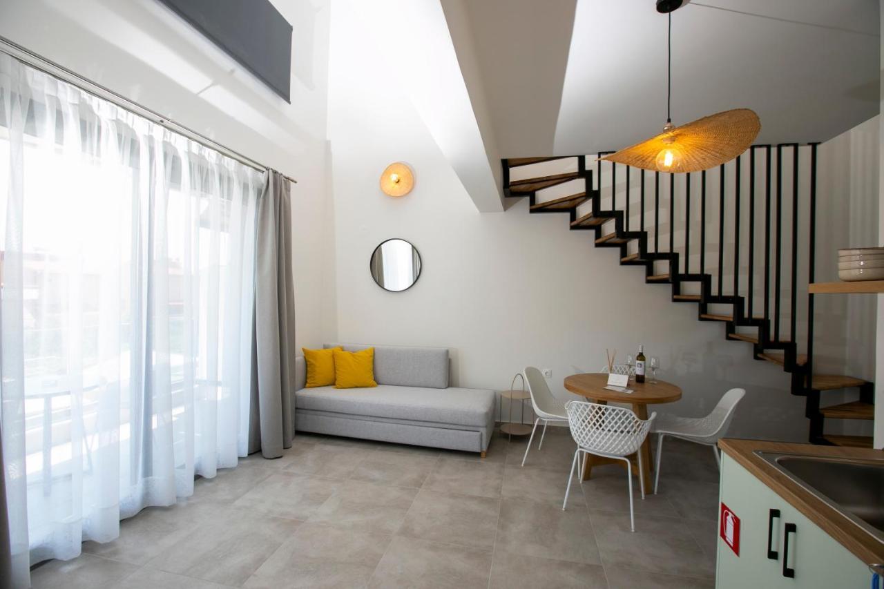 Arodo Suites Nea Iraklitsa Exterior foto