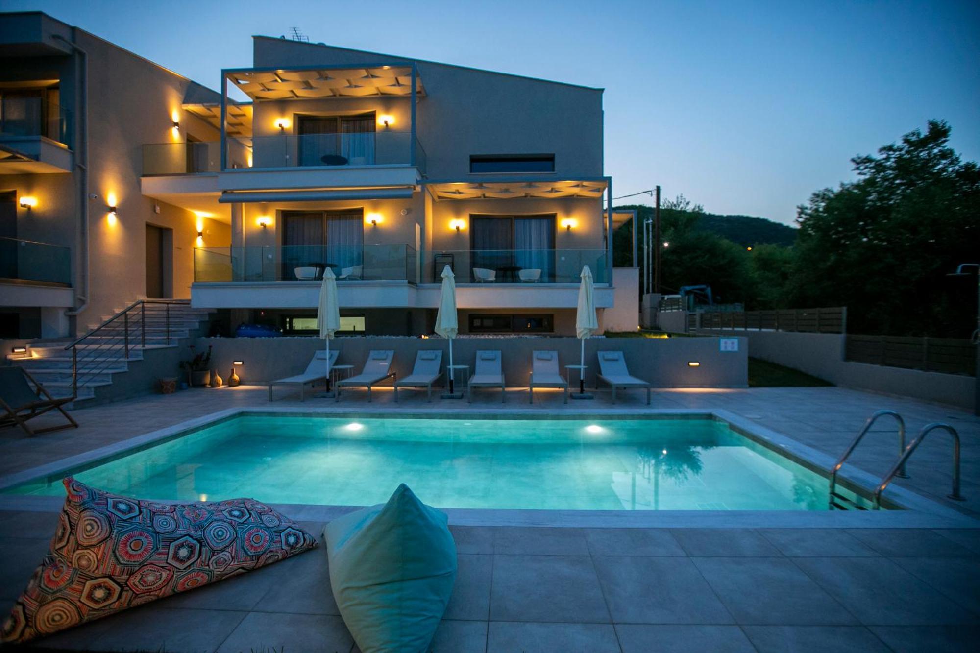 Arodo Suites Nea Iraklitsa Exterior foto