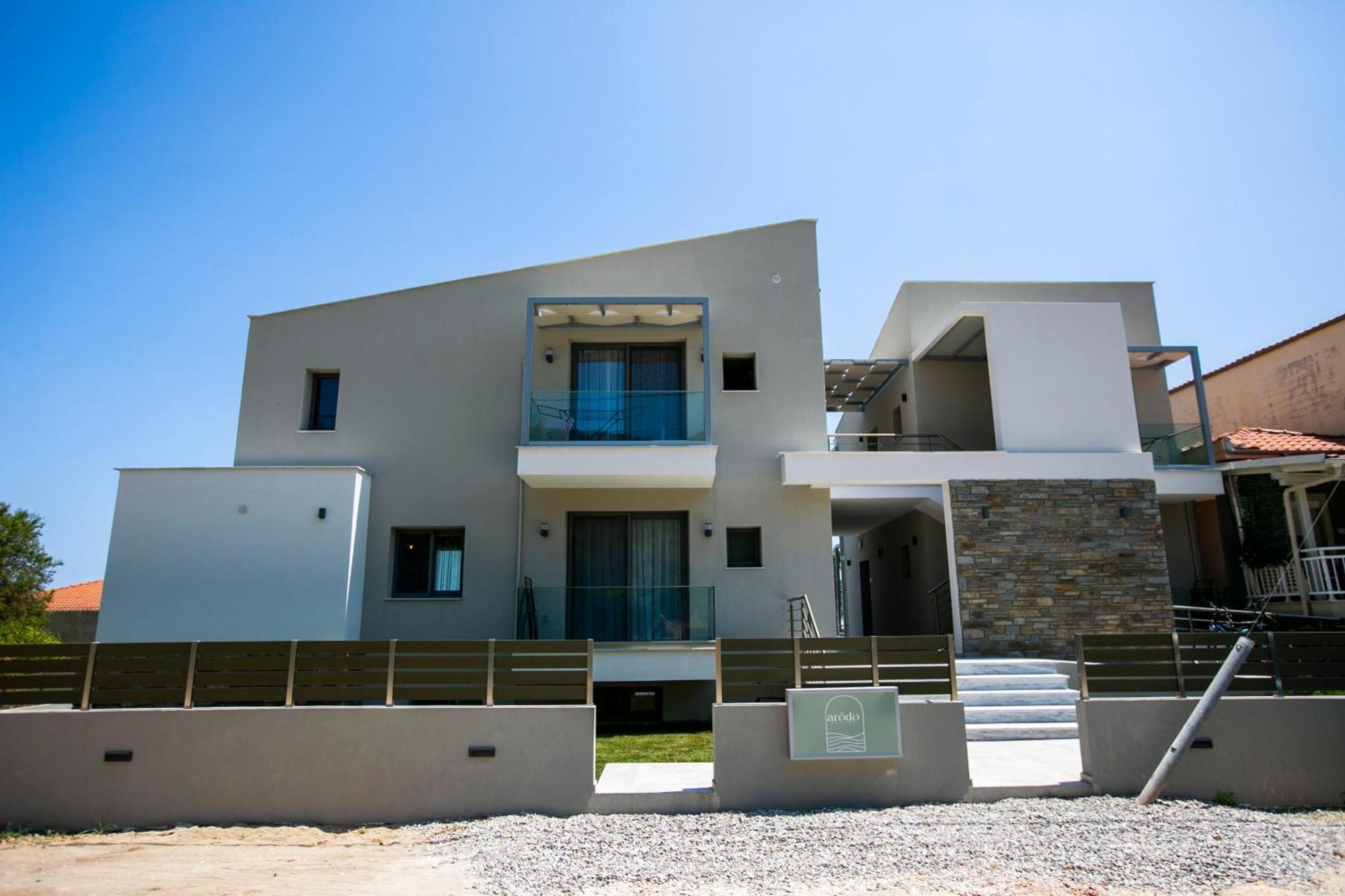 Arodo Suites Nea Iraklitsa Exterior foto